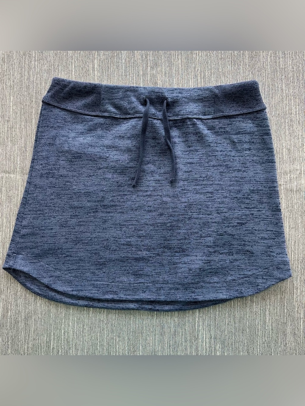 Athleta Downplay Heathered Blue Knit Skirt Womens Size M